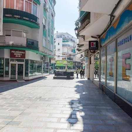Flat,Torremolinos,Playa,Wifi,Netflix 公寓 托雷莫利诺斯